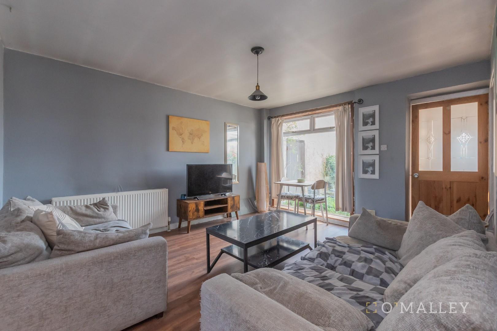 Living Room 4